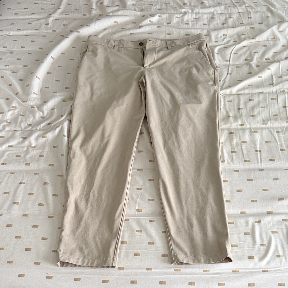 lululemon athletica Men's Chino Pants in Light Taupe